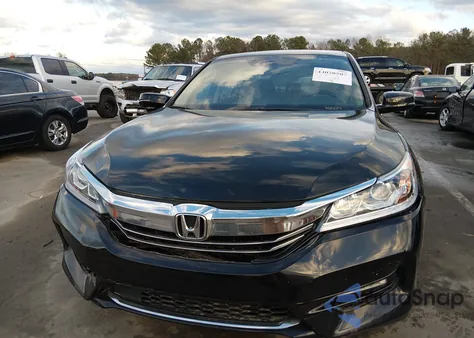 2017 Honda Accord Hybrid Ex-L из США, поврежденный, VIN JHMCR6F59HC015632